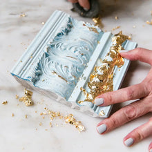 Load image into Gallery viewer, Amy Howard Gold Leaf (25 sheets)